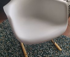 Replica eames kids chair