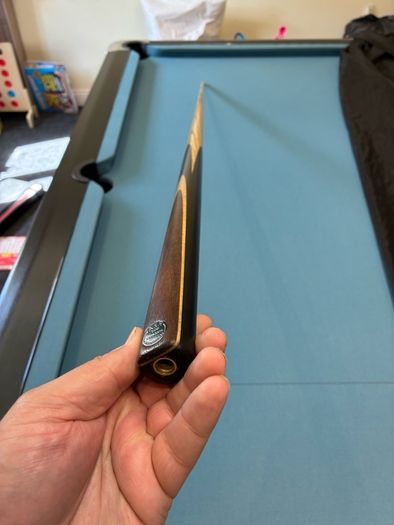 A&R handmade cue