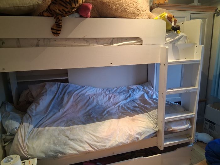 Bunk bed