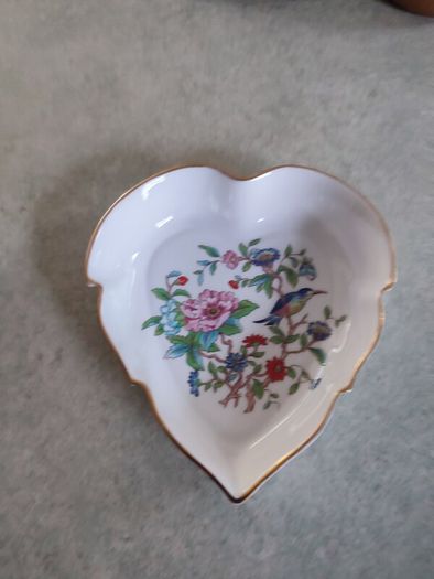 Aynsley Floral 'Pembroke' larger Heart Shaped Trinket Dish