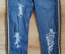 Ripped Jeans, like new, size 10