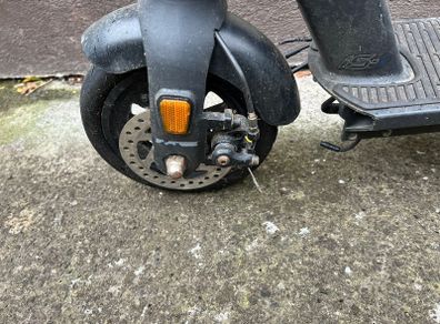 Carrera Impel IS-1 electric scooter for parts