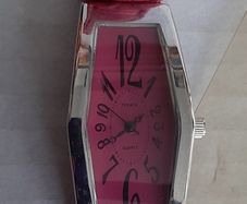 New Bijoux Terner watch tag attached