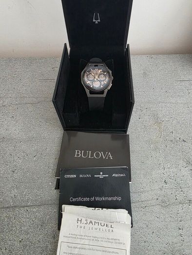 Bulova Curv