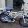 Boys bicycle  4 - 7 Image 2