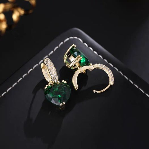 Heart-shaped earrings