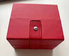 Omega service box