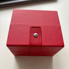 Omega service box