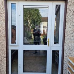 Aluminium patio door