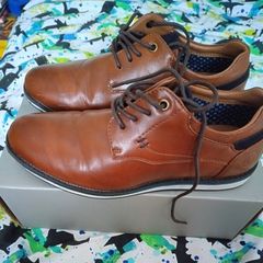 boys shoes