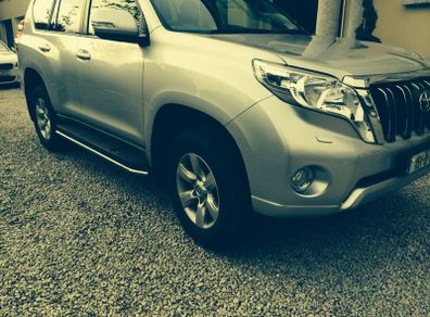 Toyota Landcruiser Now Model 2015 Side Crome Rails