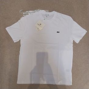 White lacoste t-shirt