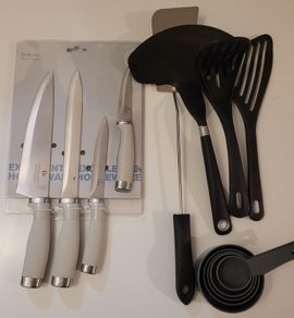 Brand new knife set + miscellaneous utensil