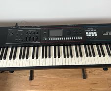 Roland Juno d8 88 keys
