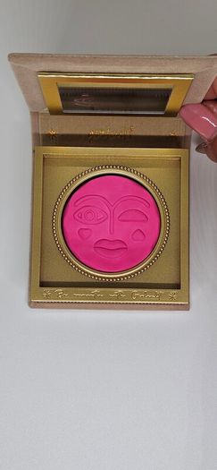 C-Beauty Girlcult Rouge Buckle Series Mood Blush Powder in 13 Uncertain Ambiguity