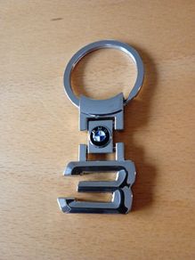 Brand New BMW 3 Series Keyring .