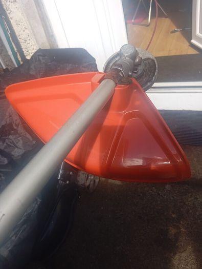 Husqvarna 129r strimmer
