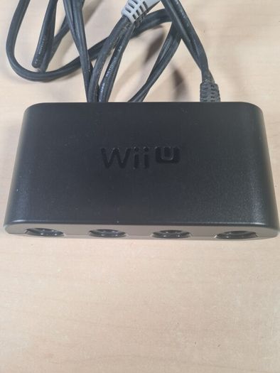Nintendo Wii U Gamecube controller adaptor for Smash Brothers