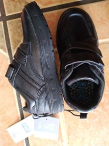 Brand new with tag junior 10