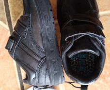 Brand new with tag junior 10