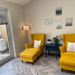 Sofa + coffee table