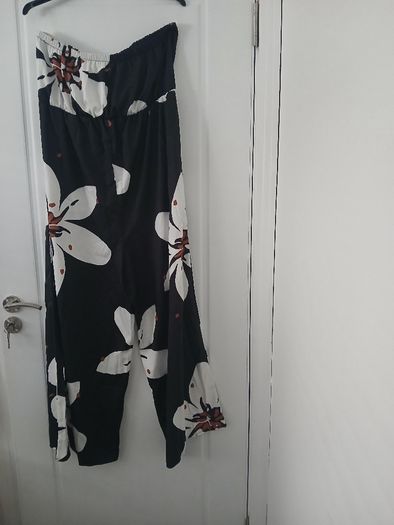 straples jumpsuit size 18