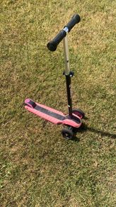 Y-Volution Glider XL Scooter - Suit 5  to 10 Year Old