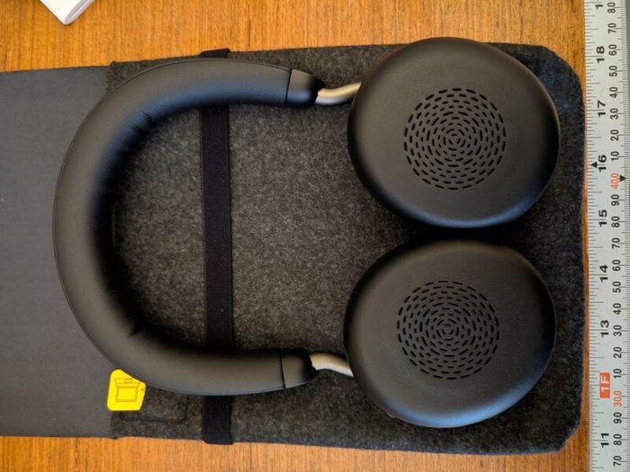 Jabra Evolve2 75 Wireless PC Headset with 8-Microphone Technology