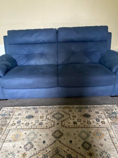 Couch + 2 Electric Recliner armchairs