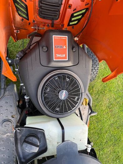 Ride on lawn mower