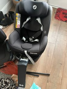 Maxi-Cosi rotating car seat