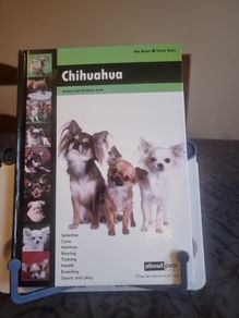 Chihuahua: Dog Breed Expert Series (Hardcover