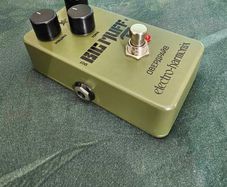 Electro Harmonix Green Russian Big Muff Pi...Near Mint / Boxed