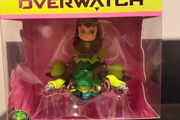 Overwatch D.Va Nano Cola With Meka Figure