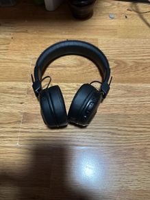 JLab Studio Wireless