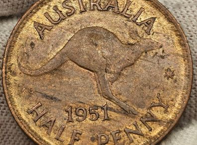 Australia 1951 Halfpenny 1/2d Coin