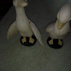 Set of 2 duck figurine