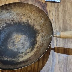 Wok, tins etc