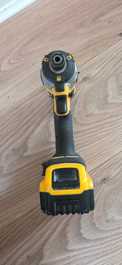 DeWalt impact+ 5amp