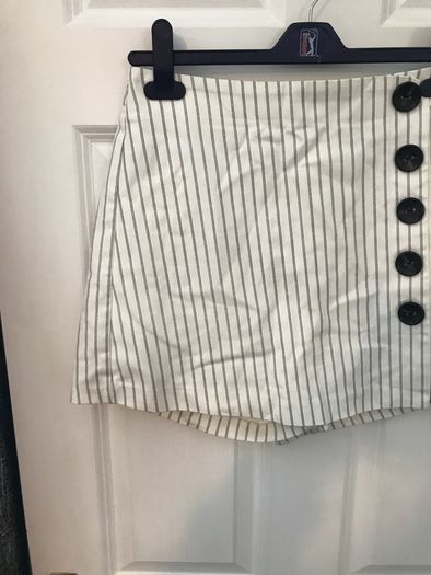 skort