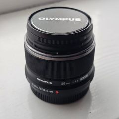 Olympus 25mm F/1.8 Lens