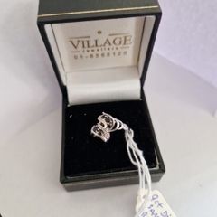 9ct white gold sapphire & Diamond