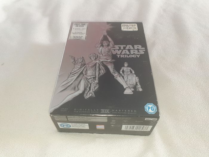 Now Reduced Star Wars Trilogy  Dvd Box Set For Sale Here