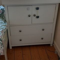 Changing table/cabinet