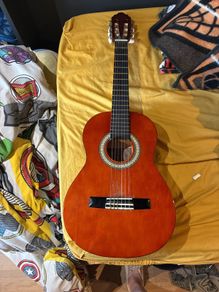 classical guitar valencia