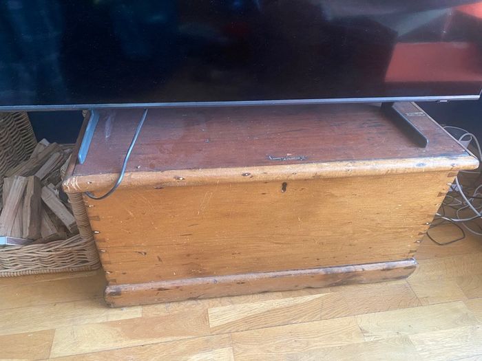 Vintage wooden blanket box