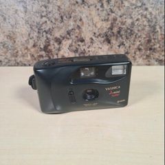 Vintage YASHICA J-mini SUPER 35mm Double Flash film camera point and shoot