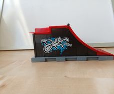 Fingerboard ramp