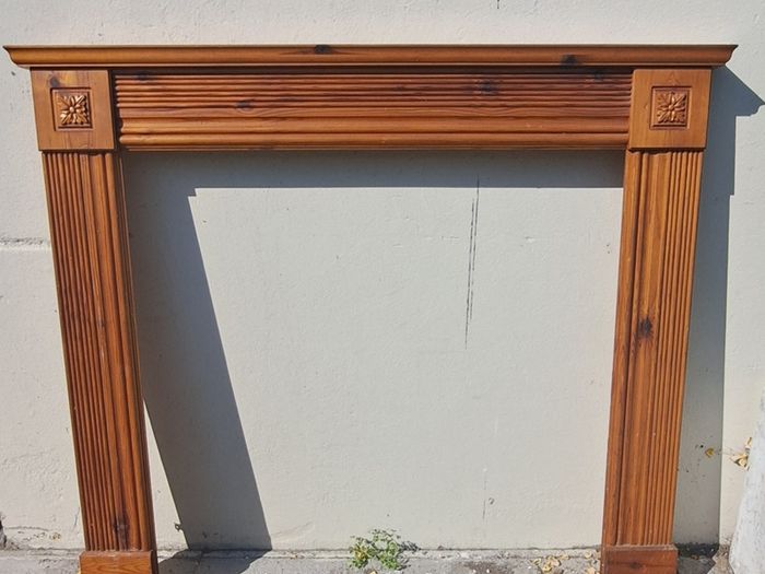 Fireplace surround