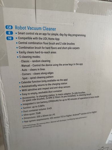Robot for cleaning
